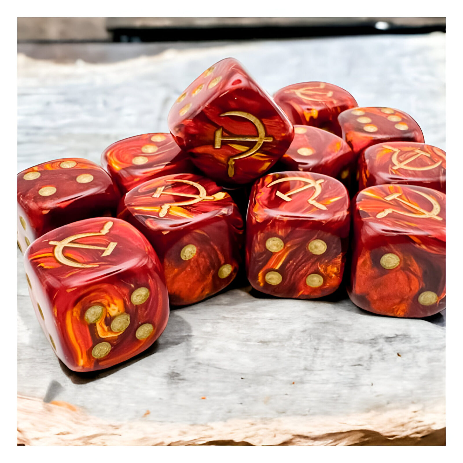 Chessex – Scarab WW2 16mm D6 Dice Block –  Soviet Scarlet/Gold