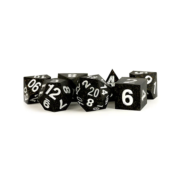 Fanroll – 16mm Sharp Edge Silicone Rubber Poly Dice Set: Gold Scatter 3